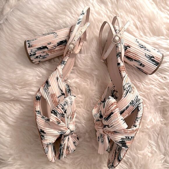 LOEFFLER RANDALL Camellia Nova Floral Bow Heels. Like New. Size 10. - Picture 6 of 9